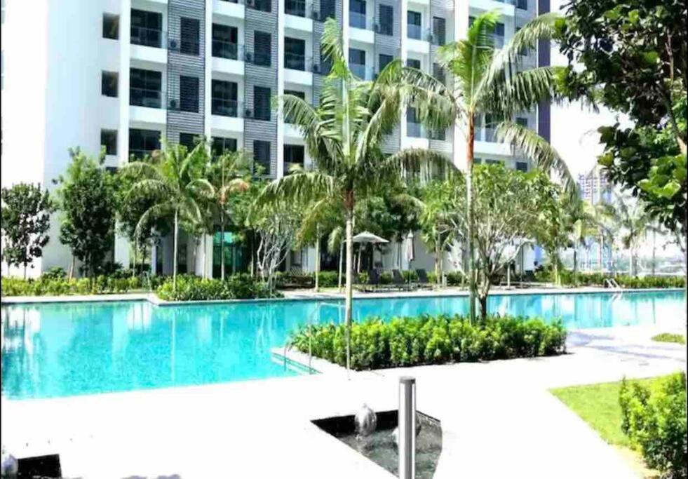 Cozy Cybersqaure Apex Wifi With Free Parkin & Netflix 107 Apartment