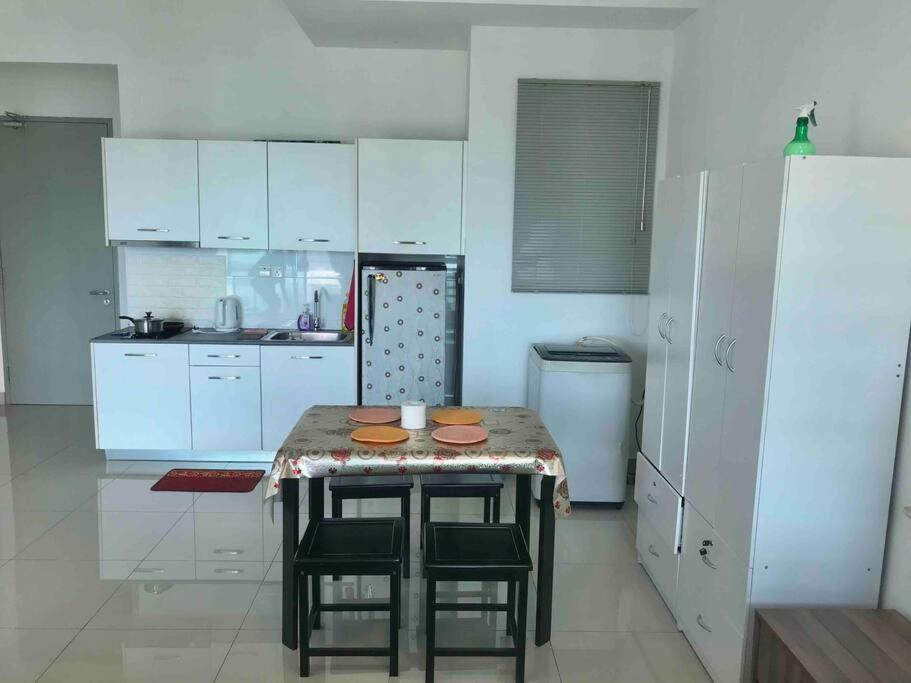 Apartment Cozy Cybersqaure Apex Wifi With Free Parkin & Netflix 107 Cyberjaya
